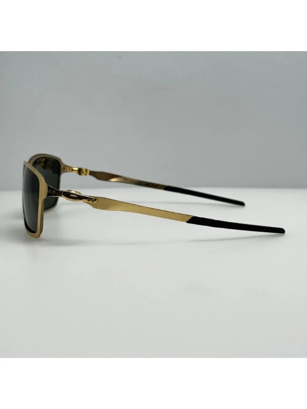 Oakley Sunglasses OO4082-01 Tincan Gold 58-15-131